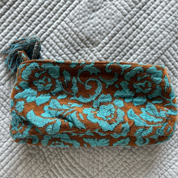 Y2K Boho Zara Woven Velvet Clutch Handbag with Tassel Pull🤎🩵 - Picture 2 of 7